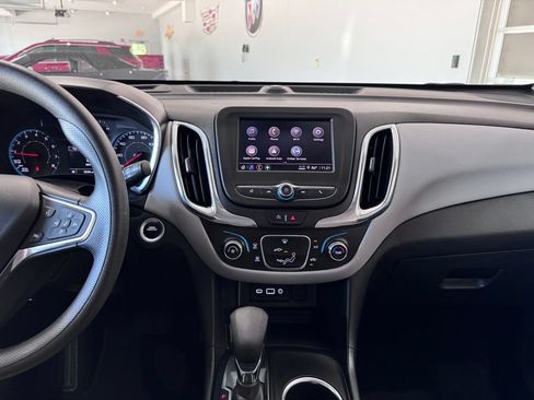 Certified 2023 Chevrolet Equinox LS w/ Driver Confidence II Package AWD/4WD image 17