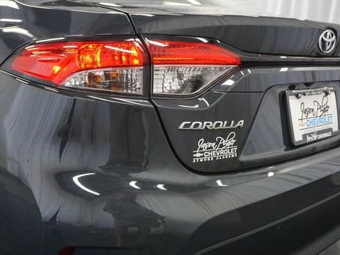 Used 2024 Toyota Corolla LE FWD image 8