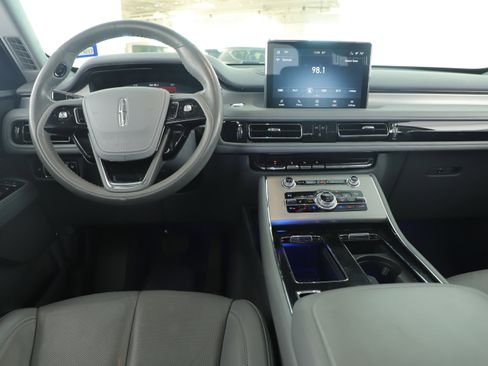 Used 2020 Lincoln Aviator Reserve w/ Elements Package Plus image 17