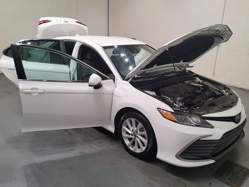 Used 2024 Toyota Camry LE FWD image 12