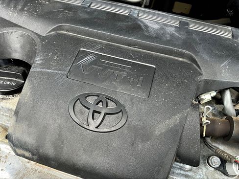 Used 2013 Toyota RAV4 Limited FWD image 31