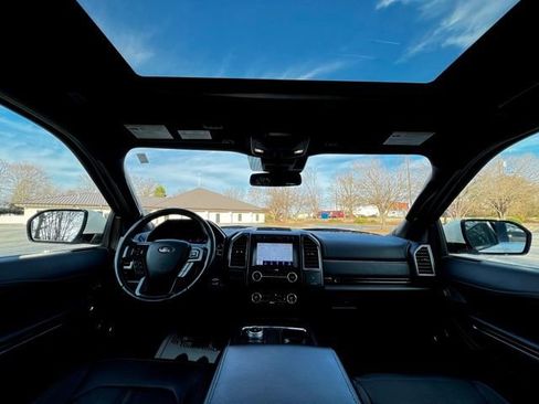 Used 2020 Ford Expedition Limited image 30