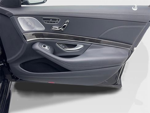 Used 2018 Mercedes-Benz S 450 Sedan image 46