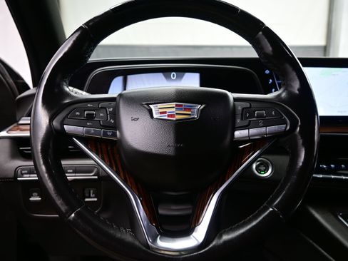 Used 2023 Cadillac Escalade ESV Premium Luxury AWD/4WD image 27