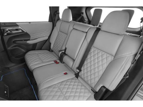 Used 2023 Mitsubishi Outlander SEL AWD/4WD image 13