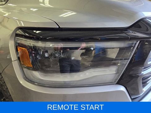 Used 2020 RAM 1500 Big Horn AWD/4WD image 5