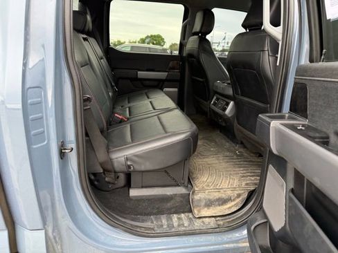 Used 2023 Ford F250 Lariat w/ Lariat Ultimate Package AWD/4WD image 12