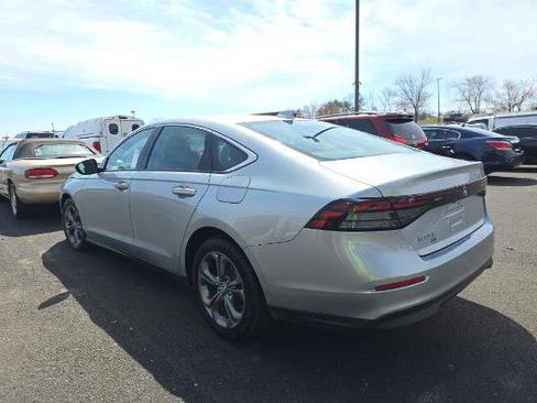 Used 2024 Honda Accord EX image 5