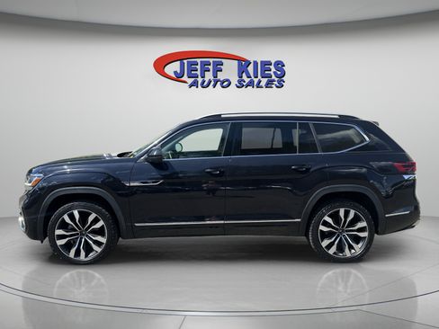 Used 2022 Volkswagen Atlas SEL Premium image 4