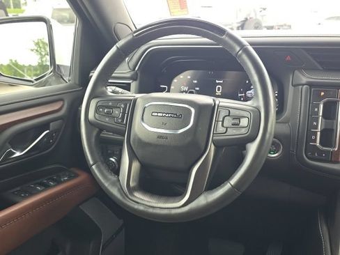 Used 2024 GMC Yukon Denali Ultimate AWD/4WD image 44