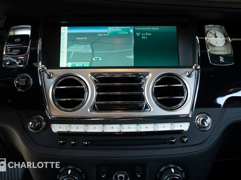 Used 2016 Rolls-Royce Ghost image 23