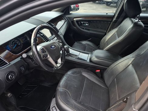 Used 2013 Ford Taurus Limited FWD image 9
