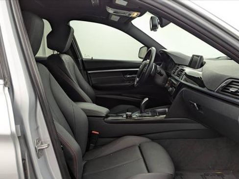Used 2017 BMW 330i Sedan RWD image 19