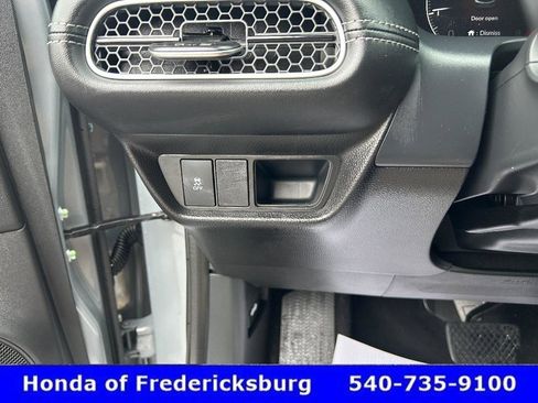 Used 2026 Honda HR-V EX-L image 25