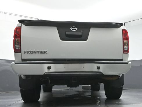Used 2018 Nissan Frontier S RWD image 31