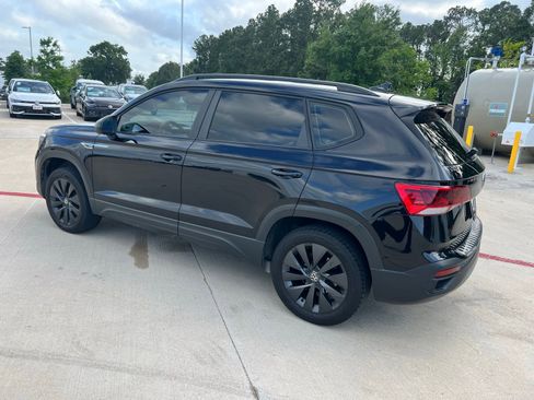 Used 2024 Volkswagen Taos S image 5