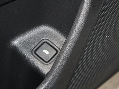 Used 2022 Honda Accord Sport image 10