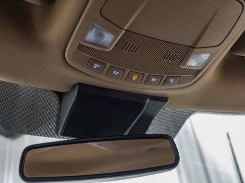 Used 2022 Ford F250 Lariat w/ Chrome Package image 22