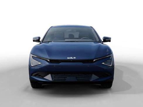New 2025 Kia EV6 Wind image 2