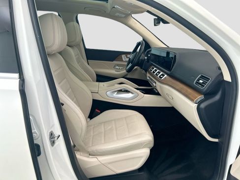Used 2021 Mercedes-Benz GLS 450 4MATIC image 19
