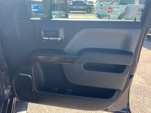 Used 2015 GMC Sierra 1500 SLT w/ Driver Alert Package image 29