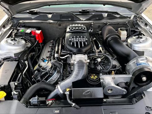 Used 2013 Ford Mustang GT image 31