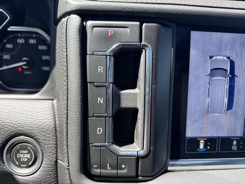 Used 2021 GMC Yukon Denali AWD/4WD image 16