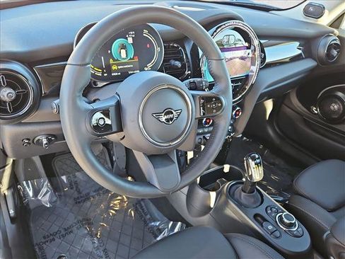 Certified 2024 MINI Cooper SE image 10