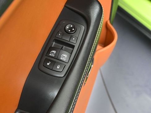 Used 2019 Dodge Challenger SRT Hellcat Redeye image 10