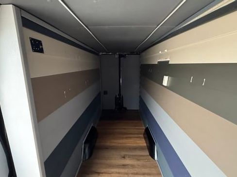 Used 2020 Mercedes-Benz Sprinter 3500 image 15