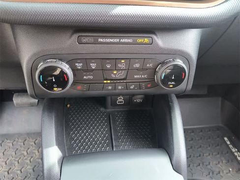 Used 2024 Ford Bronco Sport Outer Banks image 18