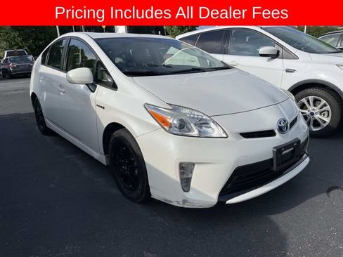 Used 2014 Toyota Prius Two FWD image 12