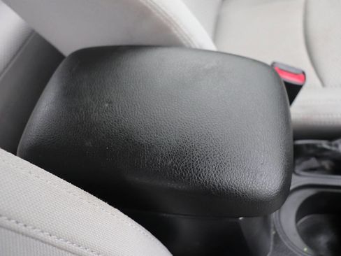 Used 2015 Subaru Forester 2.5i w/ Alloy Wheel Package image 27