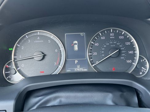 Used 2020 Lexus RX 350L Premium w/ Premium Package image 15