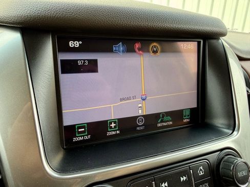 Used 2015 Chevrolet Tahoe LTZ AWD/4WD image 32
