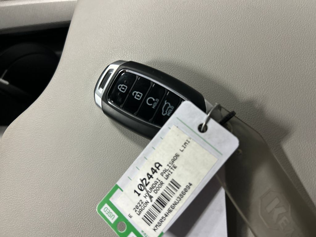 Used 2022 Hyundai Palisade Limited FWD image 20