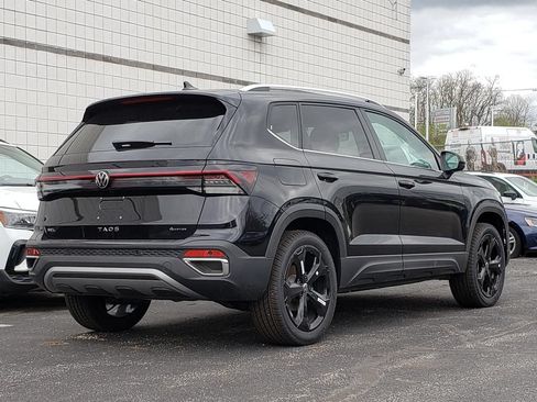 New 2026 Volkswagen Taos SEL AWD/4WD image 3