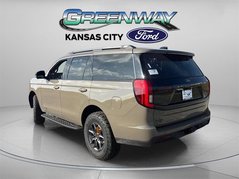 New 2026 Ford Expedition Tremor image 5