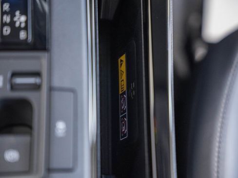 New 2026 Toyota Prius XLE image 25