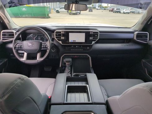 Used 2023 Toyota Tundra SR5 w/ SR5 Convenience Package RWD image 17