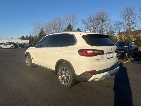 Used 2023 BMW X5 xDrive40i w/ Premium Package image 3