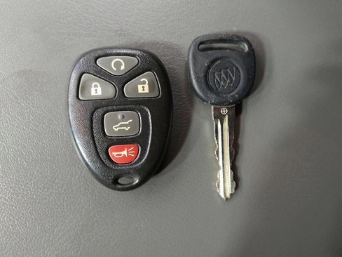 Used 2015 Buick Enclave Leather image 32