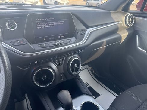 Used 2021 Chevrolet Blazer LT image 19