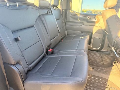 Used 2025 GMC Sierra 1500 SLT w/ SLT Premium Plus Package image 20