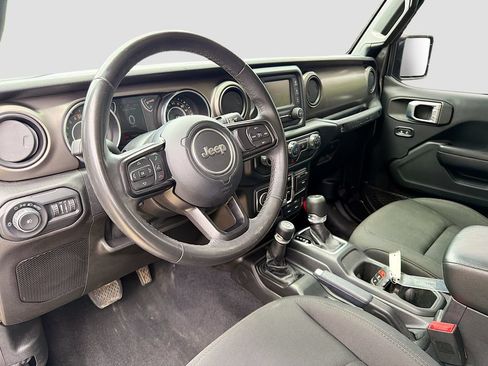 Used 2019 Jeep Wrangler Unlimited Sport S AWD/4WD image 25