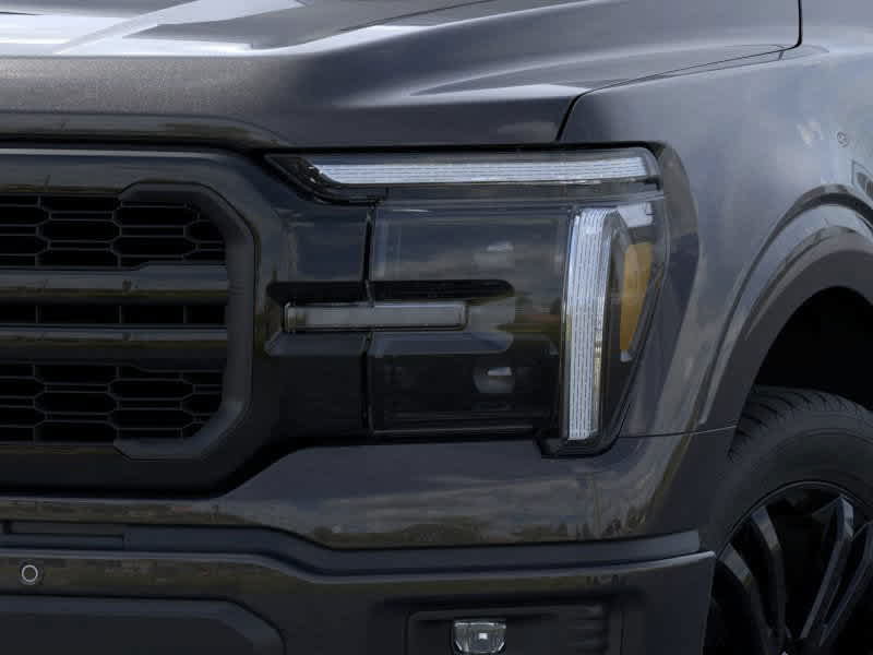 Used 2025 Ford F150 Lariat w/ Equipment Group 502A High AWD/4WD image 18