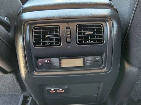 Used 2020 Nissan Pathfinder S AWD/4WD image 22