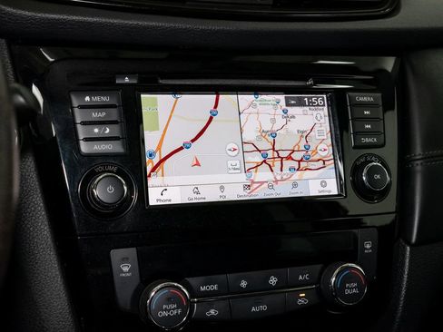 Used 2019 Nissan Rogue SL AWD/4WD image 13