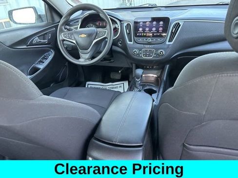 Used 2023 Chevrolet Malibu LT image 38