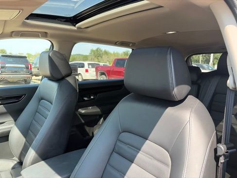 Used 2025 Honda CR-V EX-L image 11